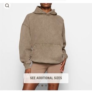 BNWT SKIMS OUTDOOR BOYFRIEND HOODIE | S
